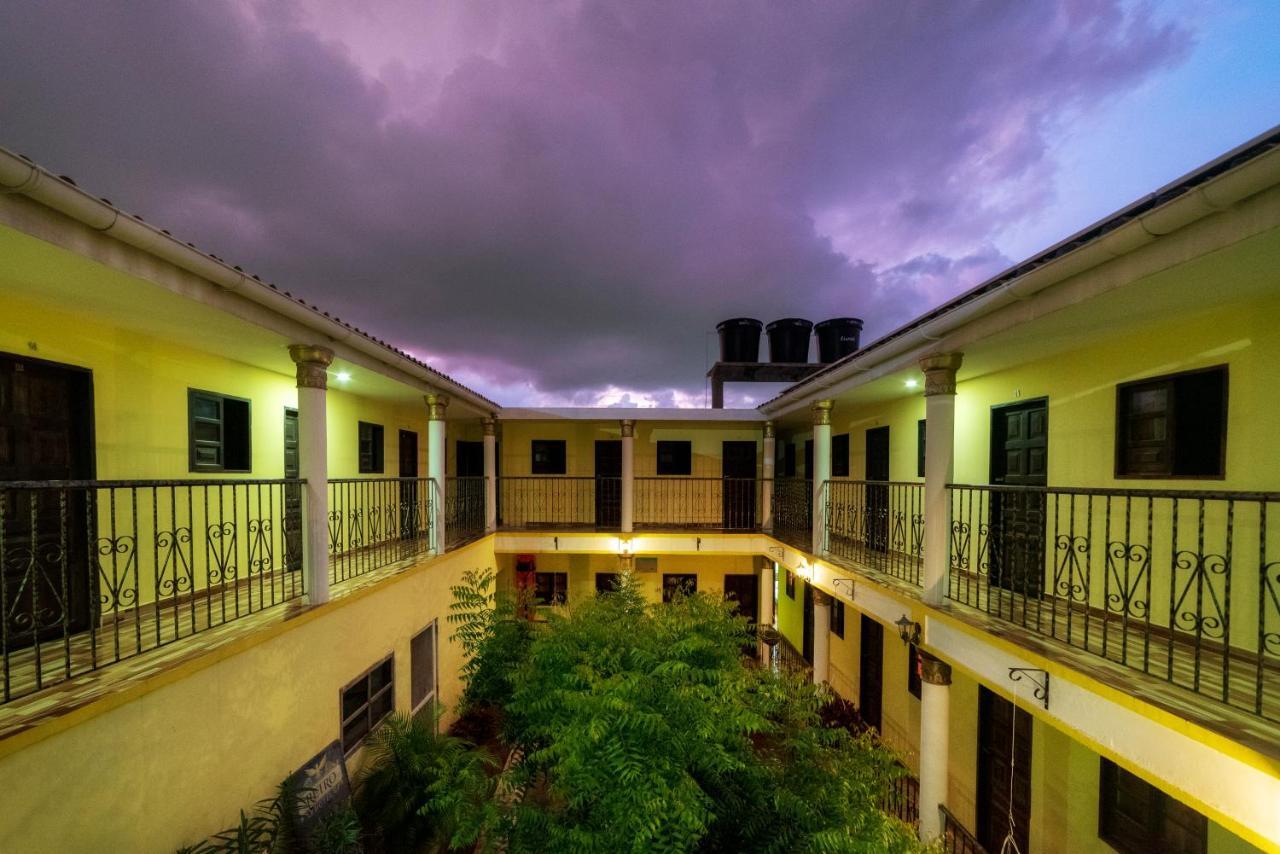 Ayenda 1305 Retro Hotell Barranquilla  Eksteriør bilde
